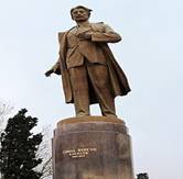 http://upload.wikimedia.org/wikipedia/commons/thumb/a/aa/%D0%A1%D0%B0%D0%BC%D0%B5%D0%B4_%D0%B2%D1%83%D1%80%D0%B3%D1%83%D0%BD.jpg/220px-%D0%A1%D0%B0%D0%BC%D0%B5%D0%B4_%D0%B2%D1%83%D1%80%D0%B3%D1%83%D0%BD.jpg